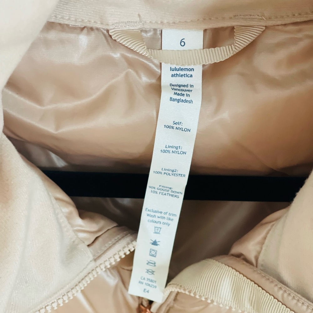Lululemon puffer vest - Picture 3 of 9